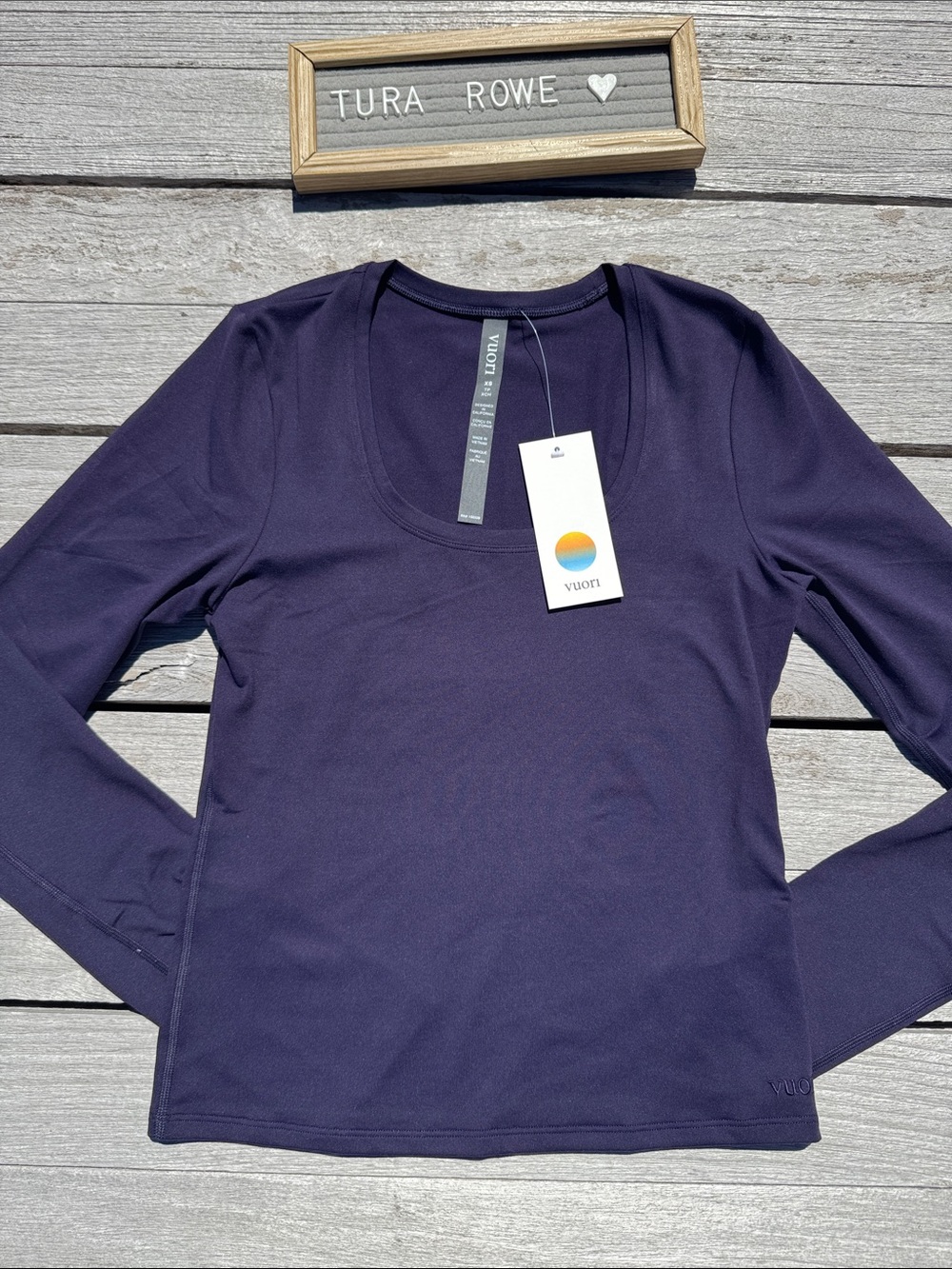 Vuori Long Sleeve Halo Essential Scoop Top Velvet Violet Size XS NWT